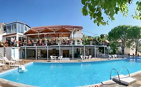 Theofilos Classic Hotel